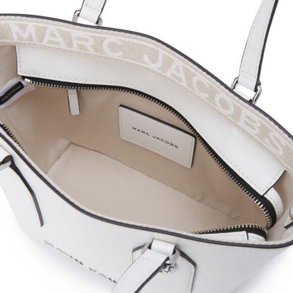 Marc Jacobs NWT Trademarc Small Tote | White | Retails $350 - Picture 8 of 9
